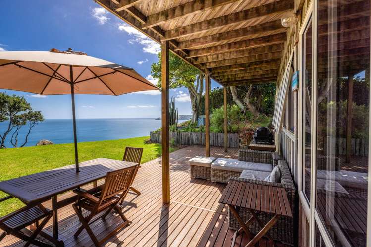 9 Pah Road Onetangi_16