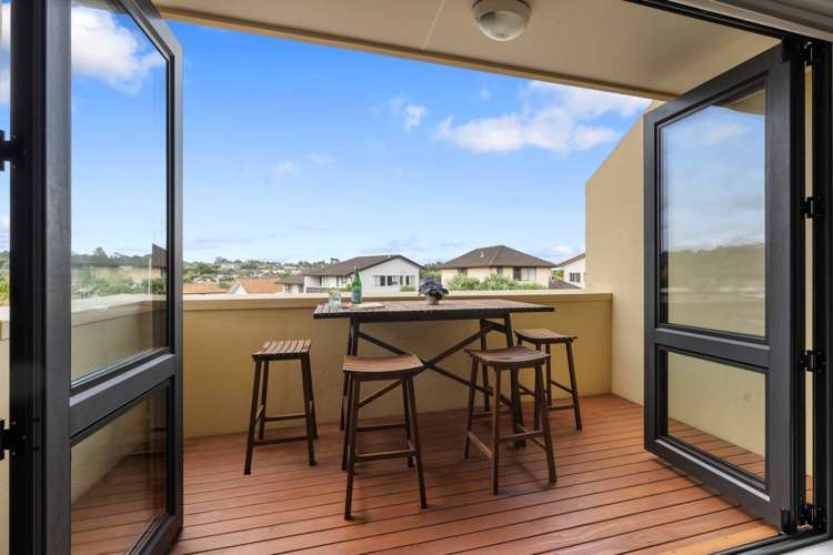 26 Greenbough Lane Greenhithe_4