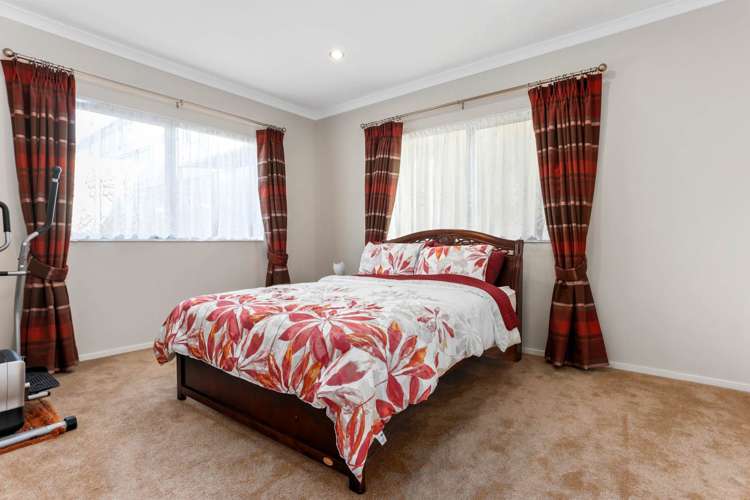 8 Palazzo Close Flat Bush_10