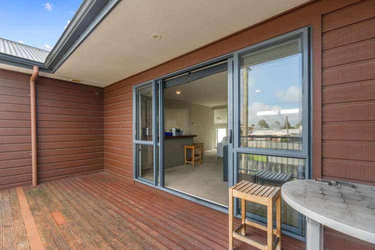 87E Albert Street Hamilton East_12
