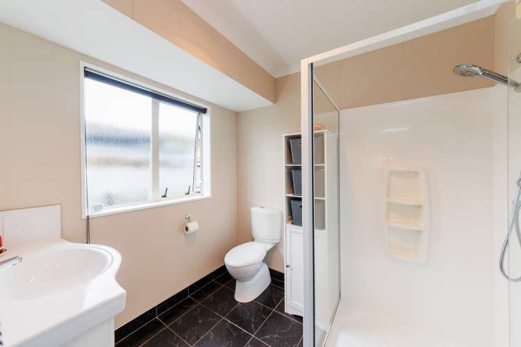 163 Pacific Drive Fitzherbert_21