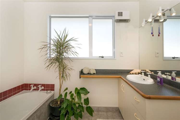 40 Purkiss Street Springlands_14