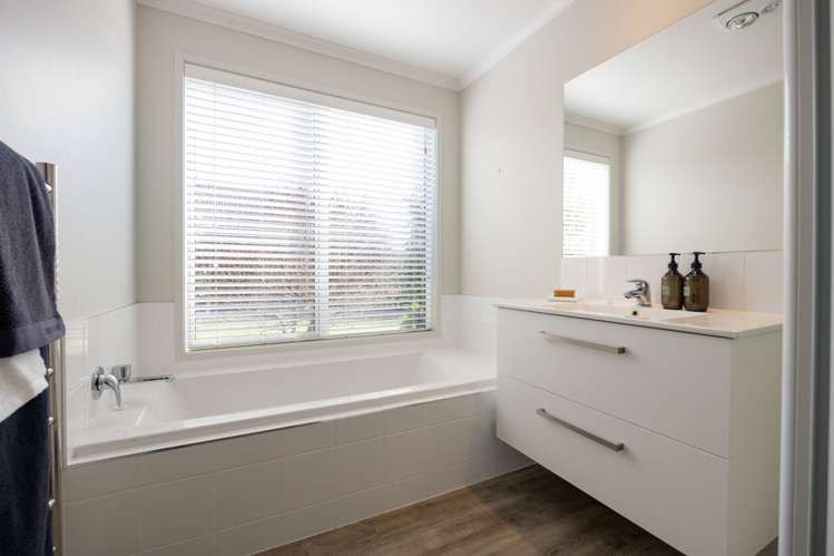 29 Jarrett Terrace Leamington_19