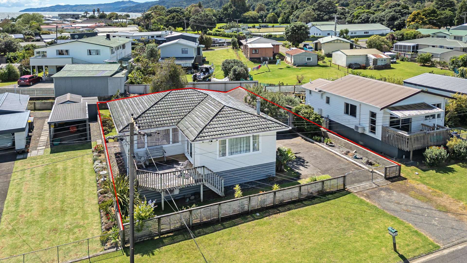 18 Tatahi Street Te Puru_0