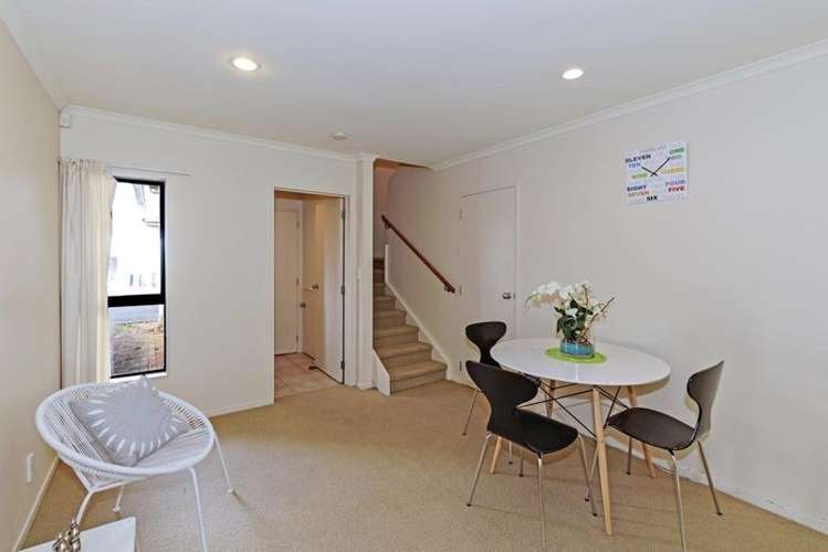 3/4 Charlenne Close Ranui_2