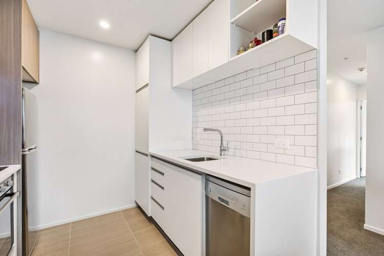 801/18 Saint Martins Lane Grafton_7