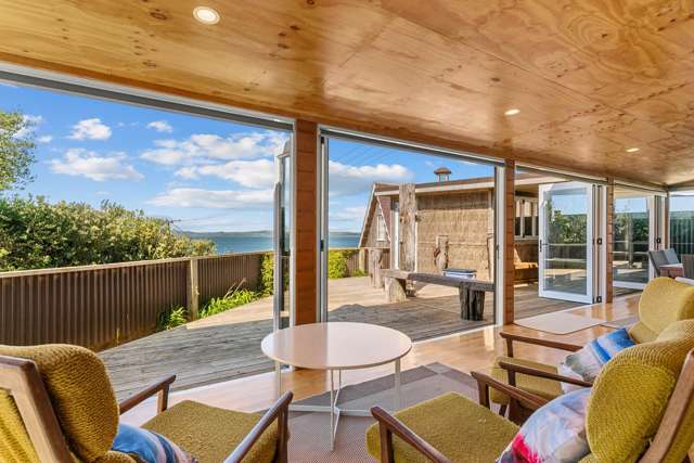 8 Signal Station Road Pouto_2