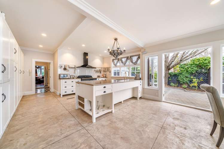 291 Fergusson Drive Heretaunga_12