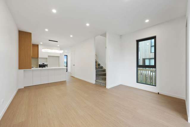 210 Henwood Road Westgate_2