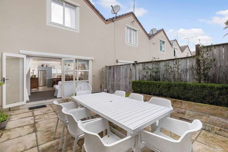 16/57 Gladstone Road Northcote_7