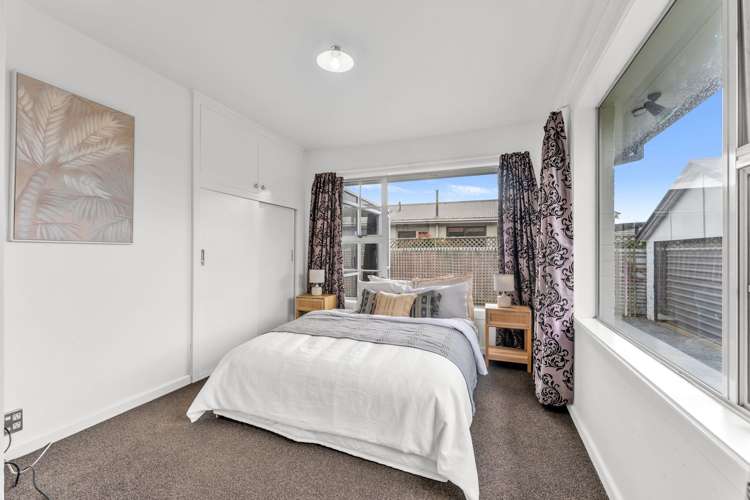 67 Chartwell Street Burwood_17