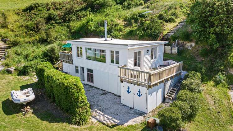 20 Te Wharau Lane Charteris Bay_12