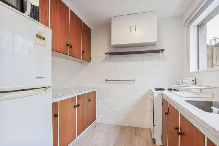 6/9 Kipling Street Addington_6