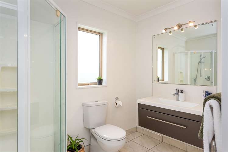 24 Longspur Avenue Wigram_21