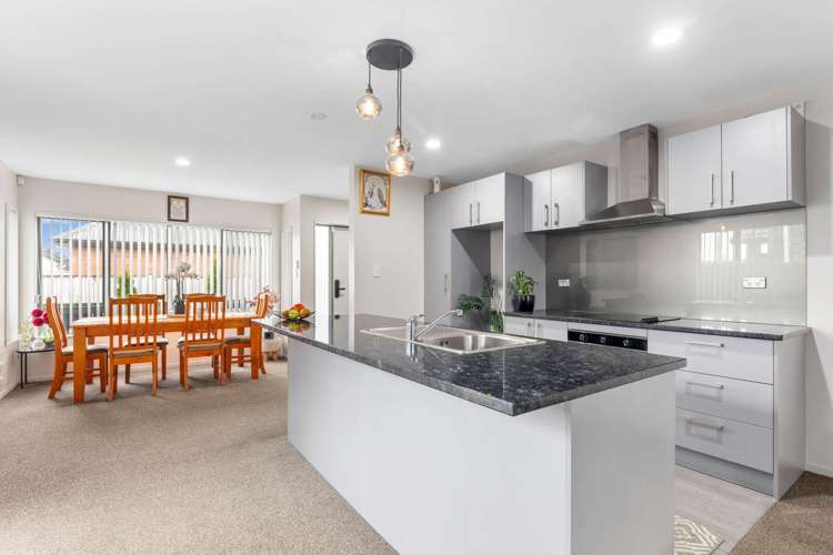 13 Kotuku Crescent Takanini_10