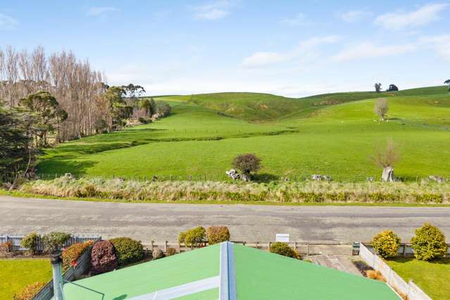 6 Tudor Road Pahiatua_3