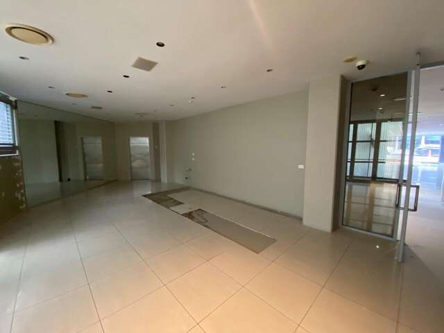 Unit E/31-39 Davis Crescent Newmarket_4