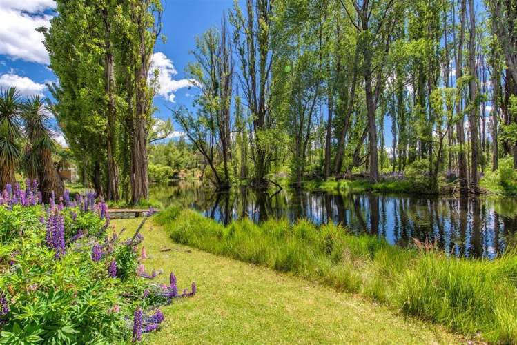 48 Lagoon Avenue Albert Town_10