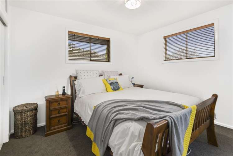 7 Gunns Crescent Cashmere_11