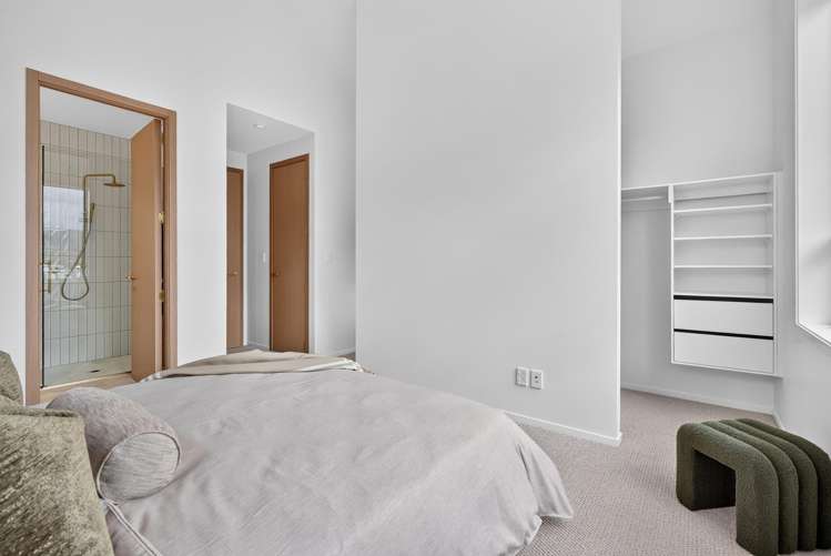 2/46 Cuba Street Petone_26