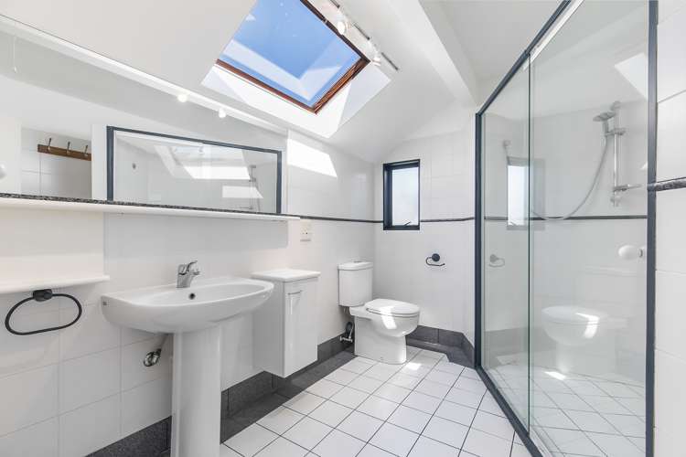 2/25 Waimarie Street Saint Heliers_19