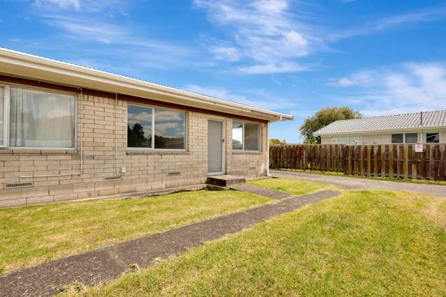 8/17 Russell Road Manurewa_1
