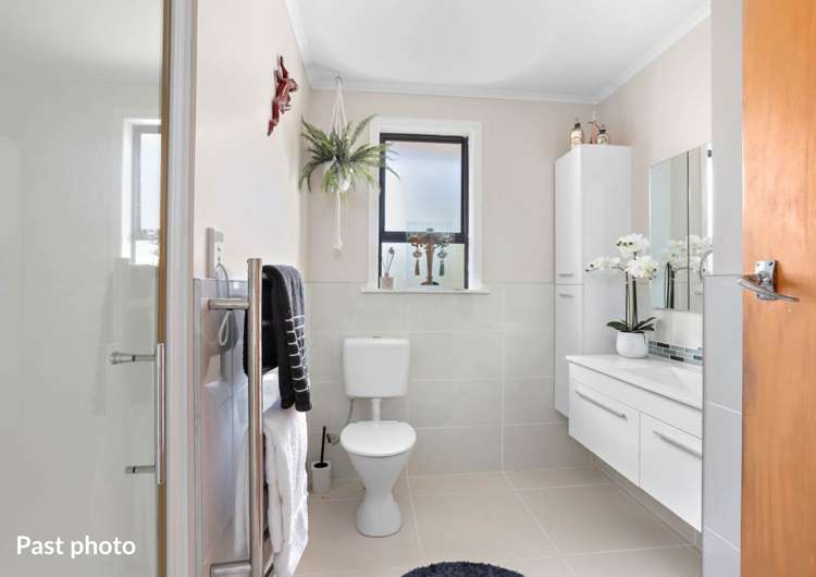 7 Cobham Crescent Kelston_9
