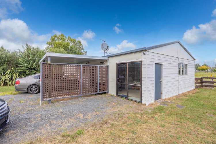 211 Racecourse Road Cambridge_19