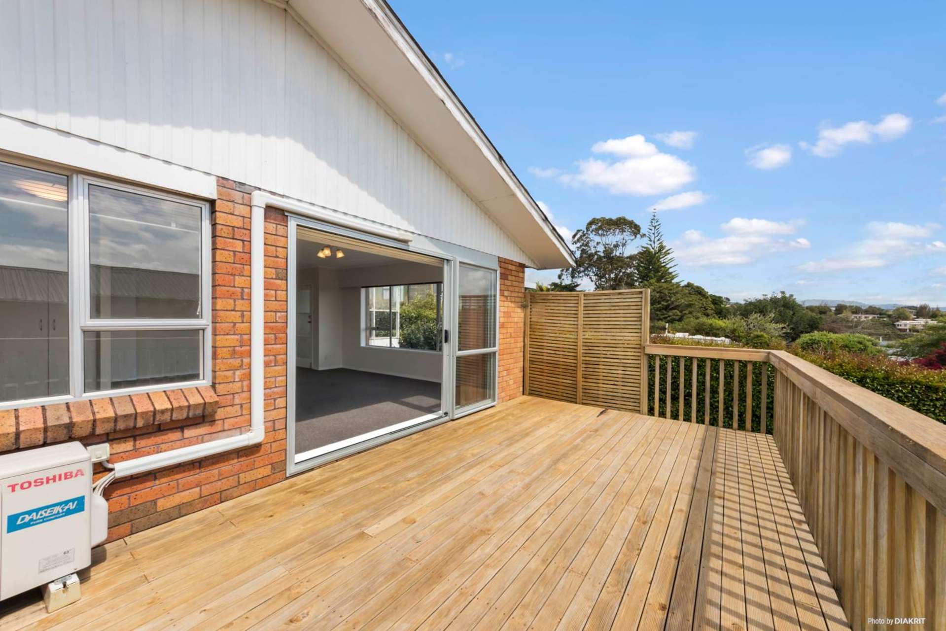 2/95 Glengarry Road Glen Eden_0