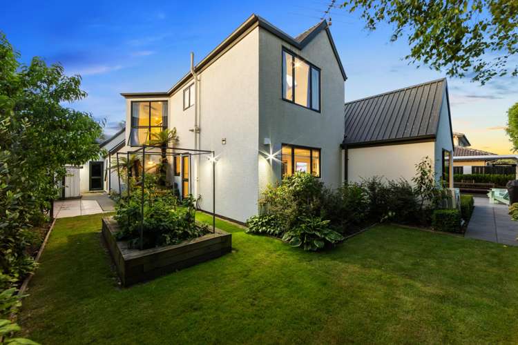 11 Harlech Mews Avonhead_23