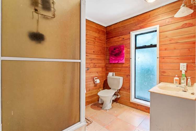 31 Cascade Road Bombay_17