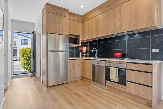 98 Bellbird Street Papakura_3