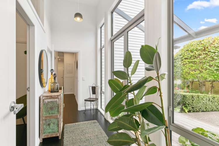 8 Lochiel Road Khandallah_18