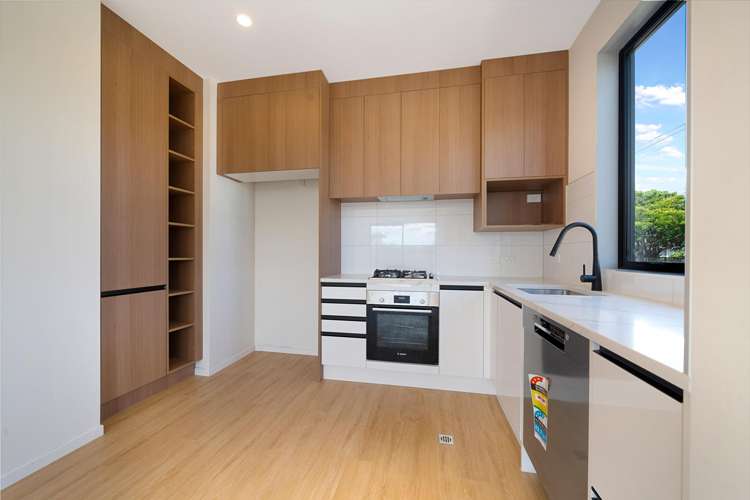 3A Cobham Crescent Kelston_14