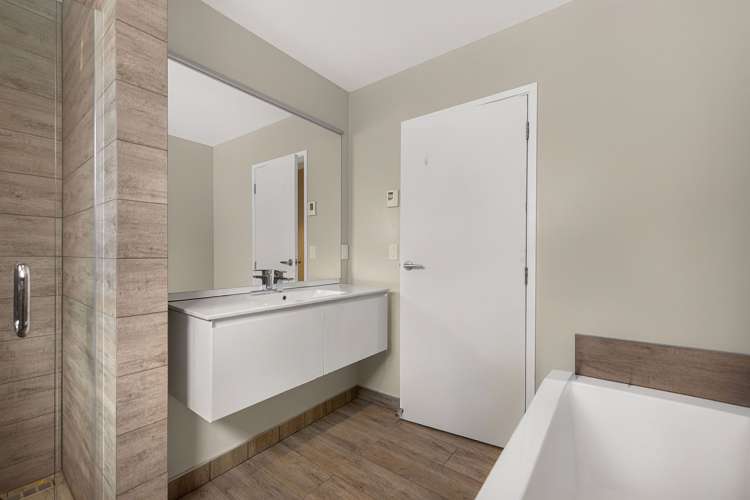 7 Bretby Court Jacks Point_10