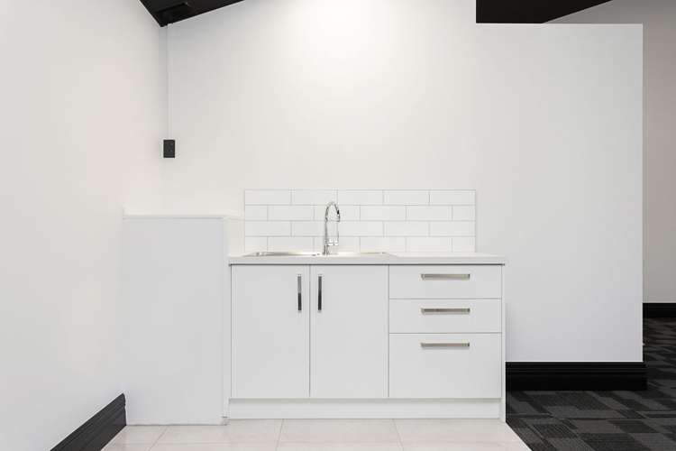 Unit 8, 21 Bealey Avenue Merivale_5