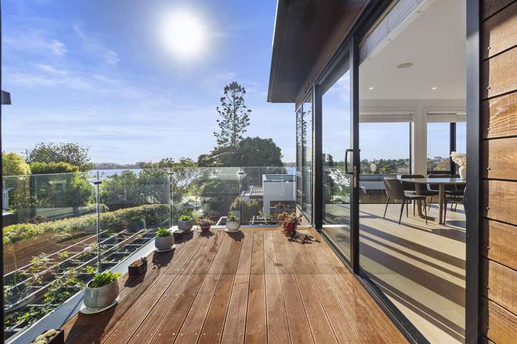37 Lake Pupuke Drive Takapuna_10