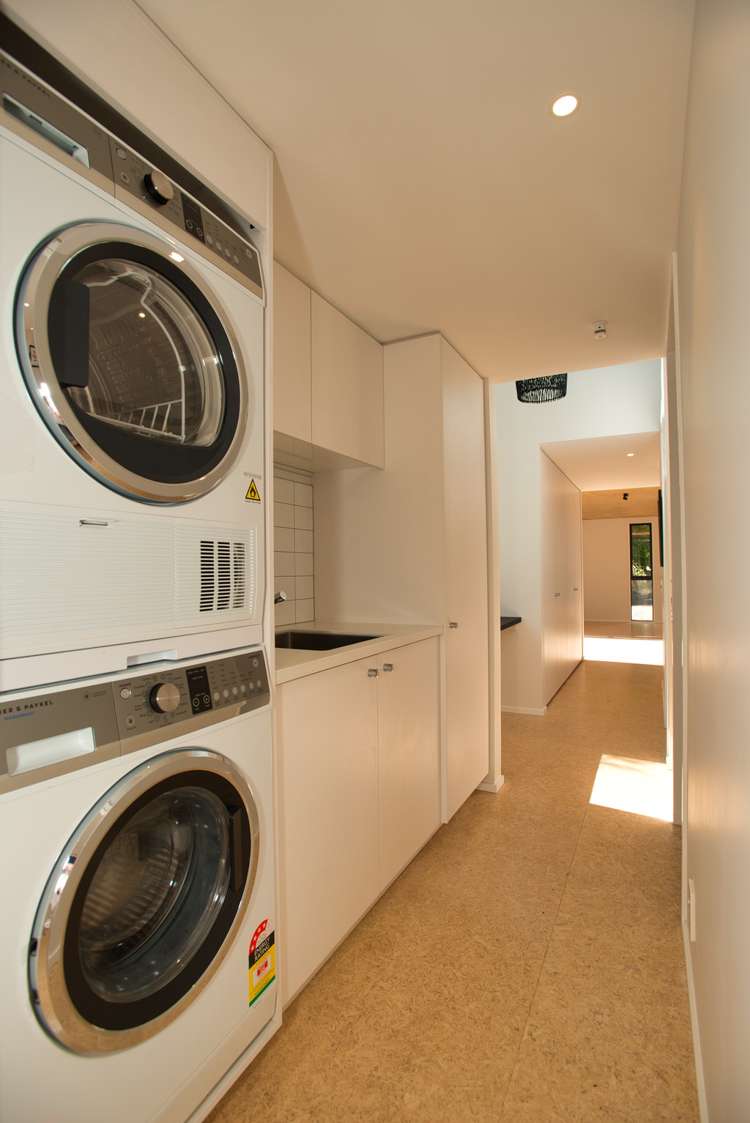 19 Harkess Lane Lyttelton_11