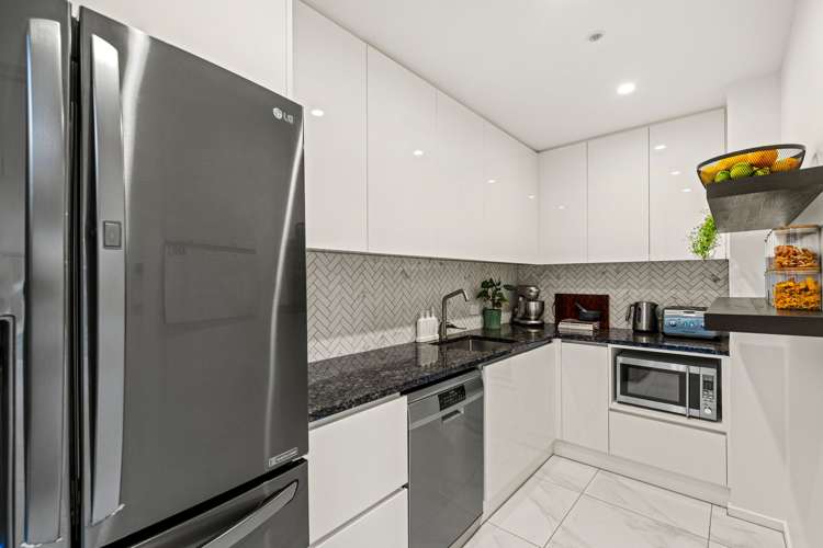 29 Rossall Street_5