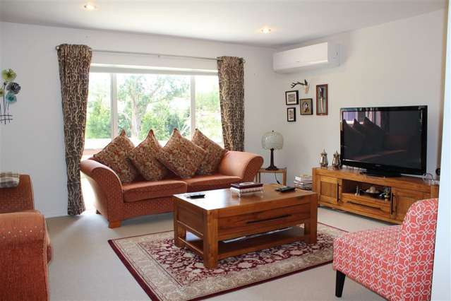 3 Caffreys Avenue Massey_1