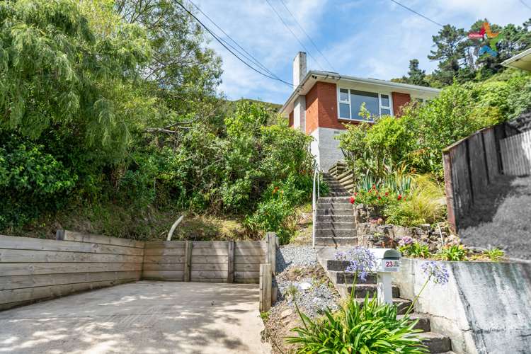 23 Holmes Grove Naenae_19