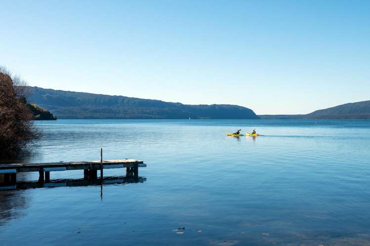 18 & 20 Te Toroa Drive Lake Tarawera_27
