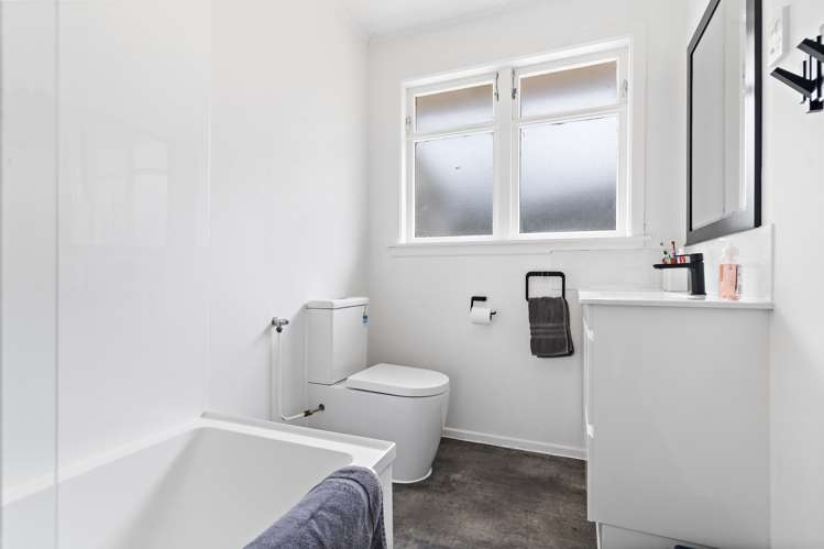 1273 State Highway 2 Tauwharenikau_10