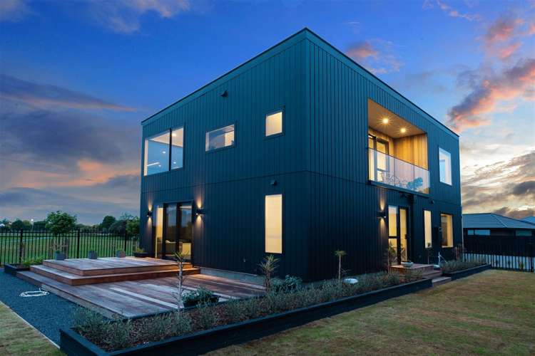 18 Kingsbridge Drive Burwood_25