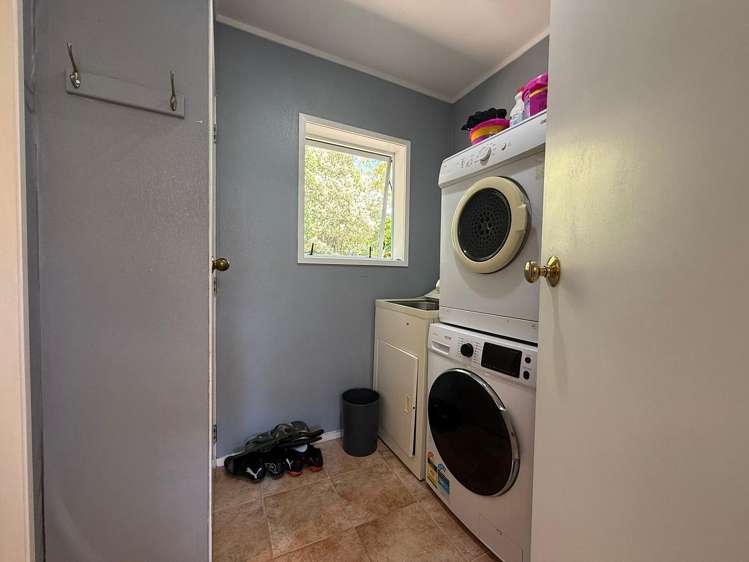 7 Sanctuary Point Sunnyhills_12