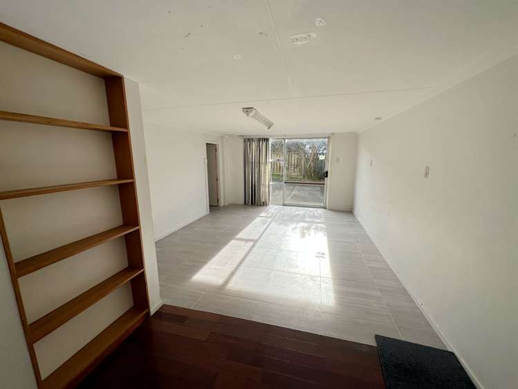 33 Blakeborough Drive Forrest Hill_11