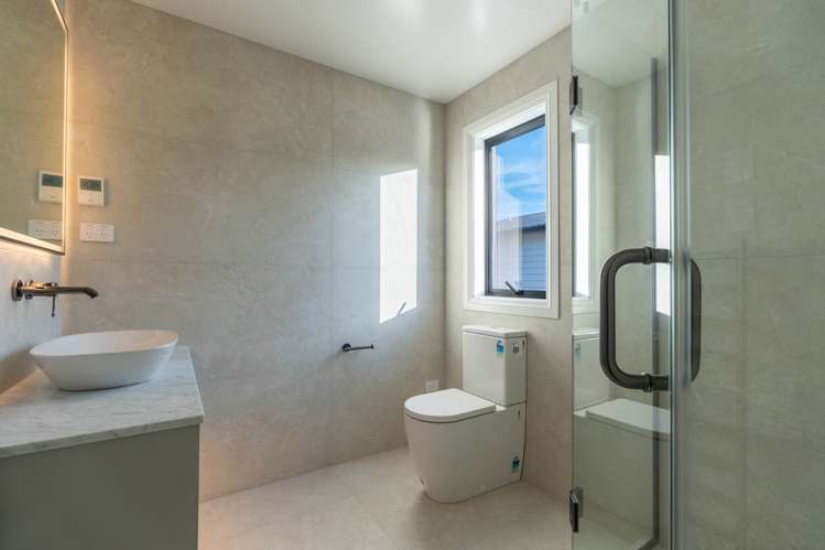 39 Streamview Way Long Bay_26
