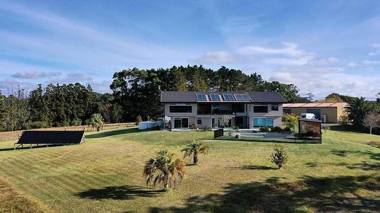 157 Puke Road Kumeu_2