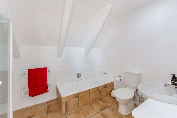 3a Ngapara Street Red Beach_18