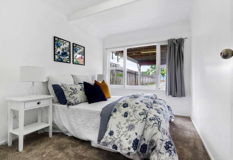 57a Methuen Road New Windsor_3